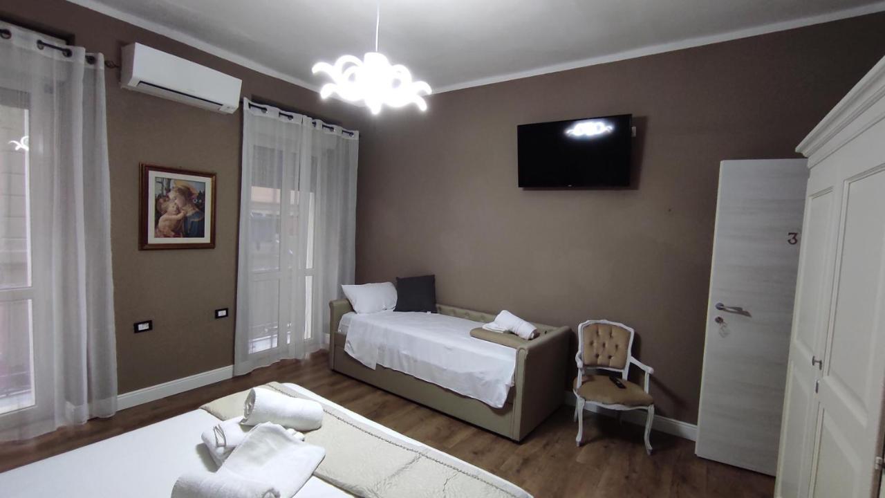 Yaki Domo Bed & Breakfast Cagliari Bagian luar foto