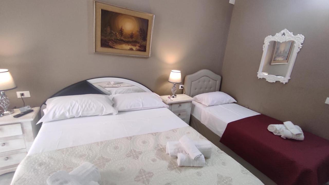 Yaki Domo Bed & Breakfast Cagliari Bagian luar foto