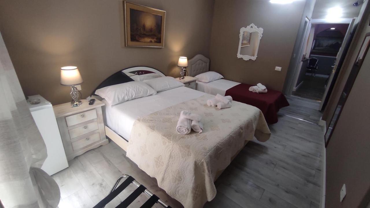 Yaki Domo Bed & Breakfast Cagliari Bagian luar foto