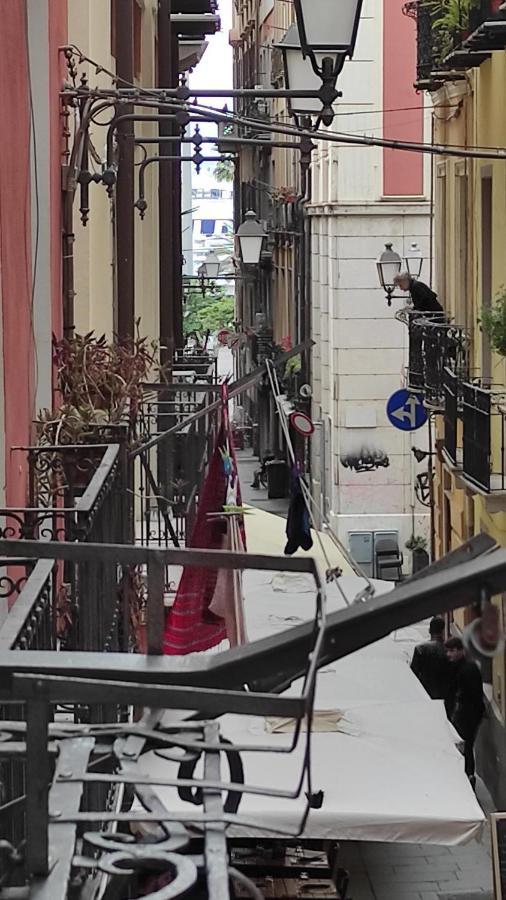 Yaki Domo Bed & Breakfast Cagliari Bagian luar foto